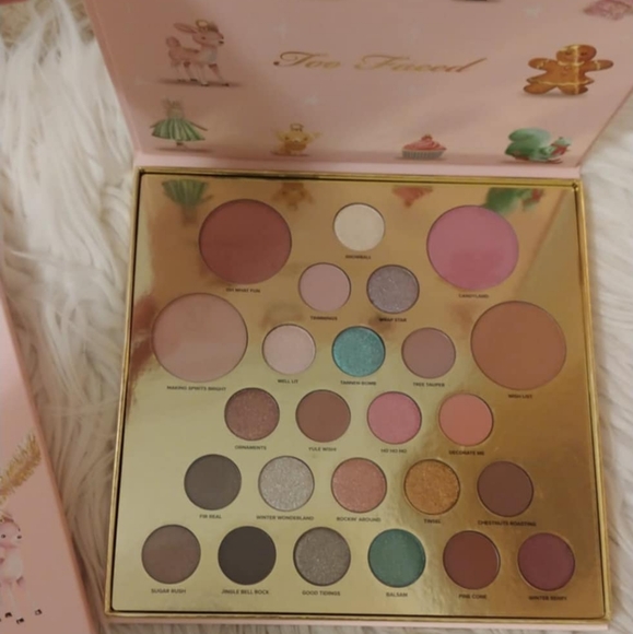 🎄FIRM! NWT TOO FACED MERRY MERRY MAKEUP FACE AND EYE PALETTE (LIMITED EDITION) - Picture 13 of 14